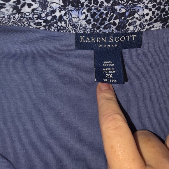 Women's 3/4 sleeve top - Picture 2 of 3